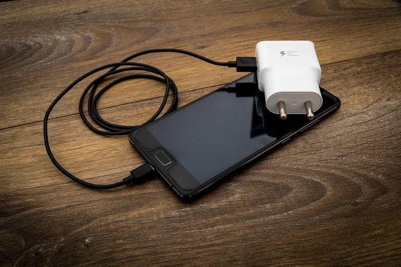 Comment nettoyer un port USB : étape par étape